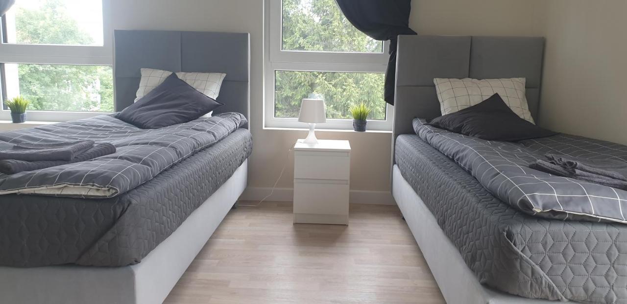 White Przy Wyspie Opatowickiej Homestay *